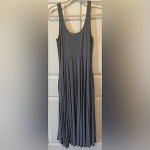 Athleta Santorini Dress with Pockets size Medium in Dusty Blue color